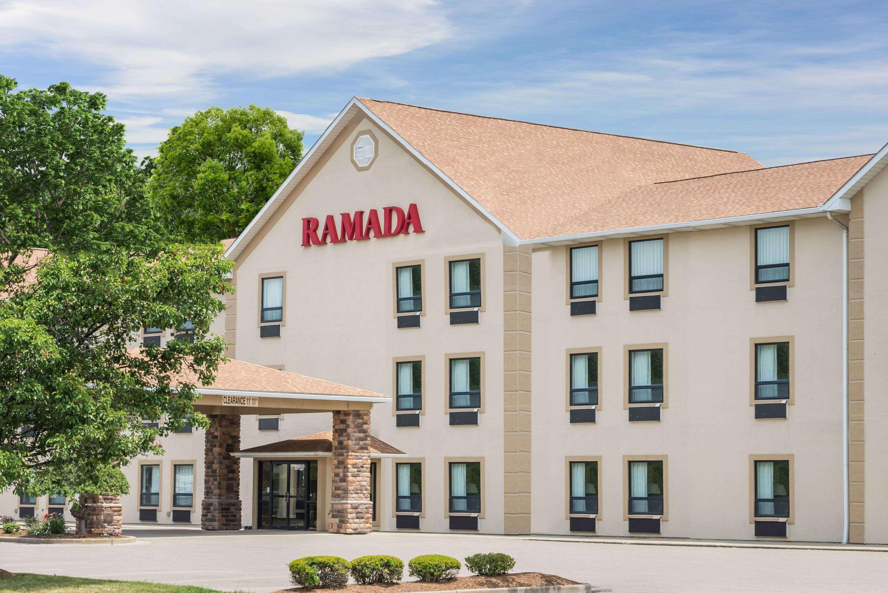 Ramada By Wyndham Strasburg Dover Extérieur photo
