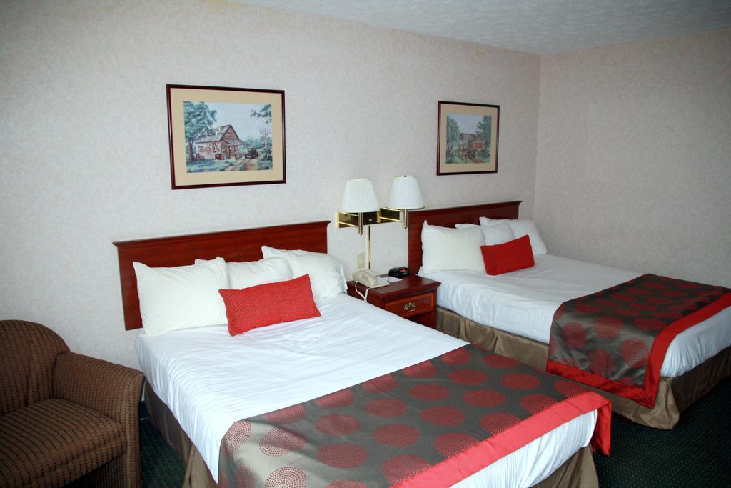 Ramada By Wyndham Strasburg Dover Extérieur photo